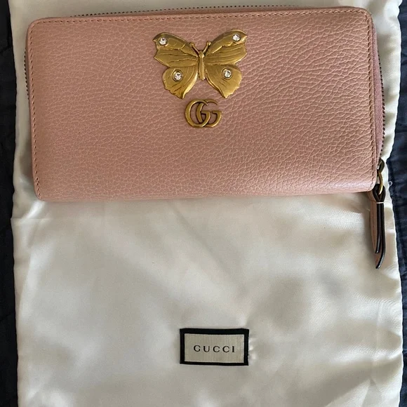 Gucci light pink butterfly wallet